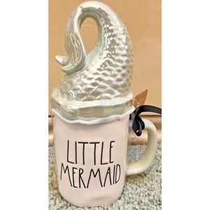 NEW RAE DUNN DISNEY PRINCESS THE LITTLE MERMAID MUG + TAIL TOPPER WHITE GREEN